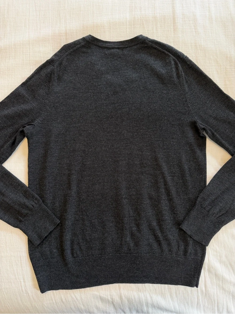 Banana Republic Merino Wool Grey V Neck Sweater Size Large